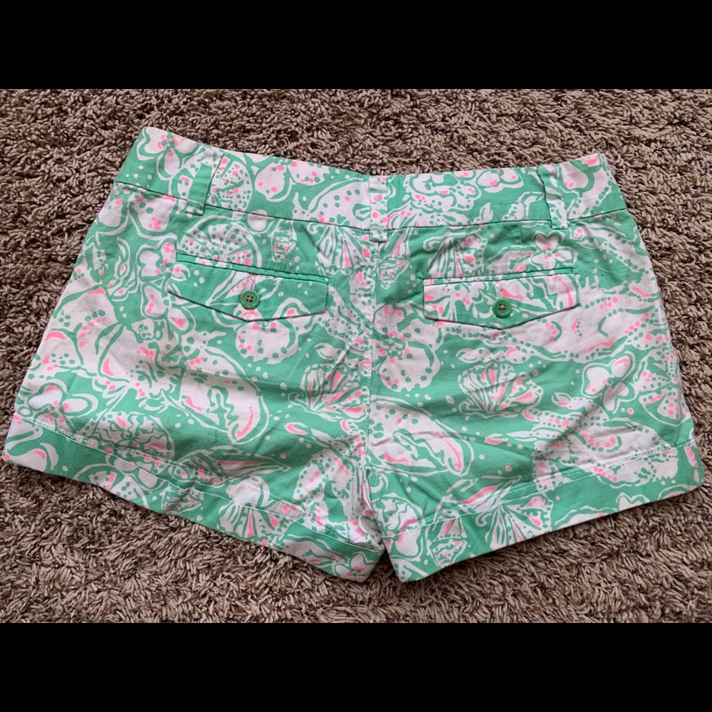 Lilly shorts - Picture 2 of 2